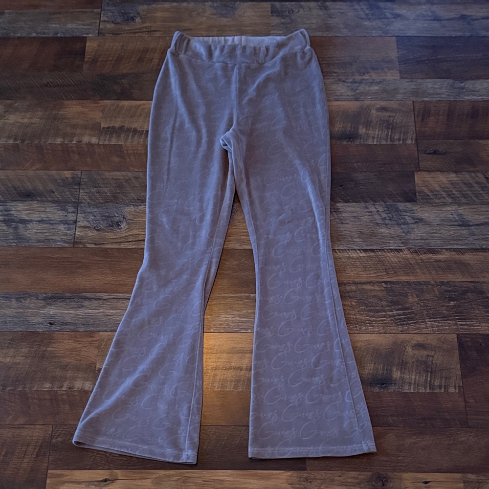 Guess Women's Creme Velvet Flared Leggings